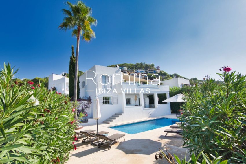 0 RV5153-02 Villa Can Pep Simo Romina Ibiza villas - entrada