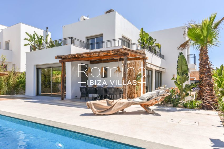 1.6 RV5157-37 Villa Andrei Romina Ibiza villas