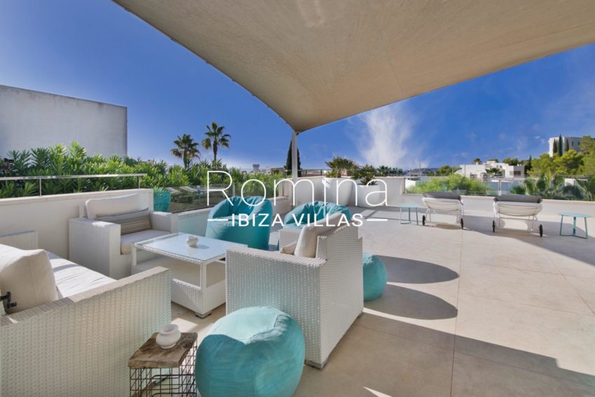10. RV5153-02 Villa Can Pep Simo Romina Ibiza villas - lounge terrasse
