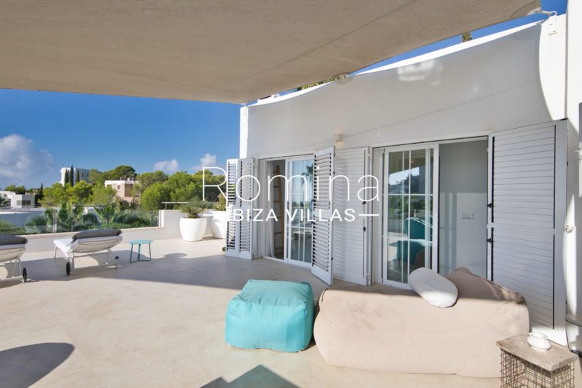 11. RV5153-02 Villa Can Pep Simo Romina Ibiza villas - lounge terrasse