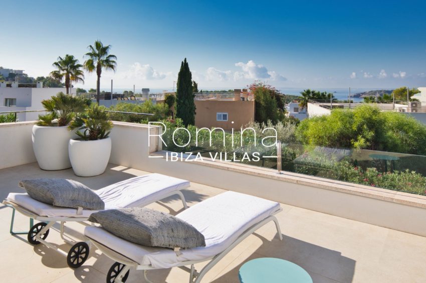 12. RV5153-02 Villa Can Pep Simo Romina Ibiza villas - sky view
