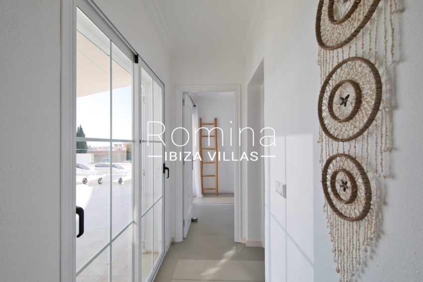 13. RV5153-02 Villa Can Pep Simo Romina Ibiza villas - interior
