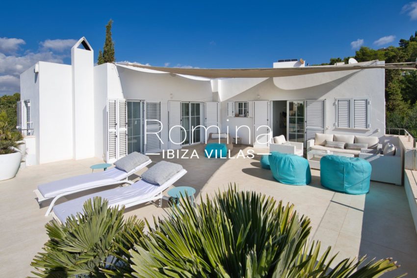 2. RV5153-02 Villa Can Pep Simo Romina Ibiza villas - house view