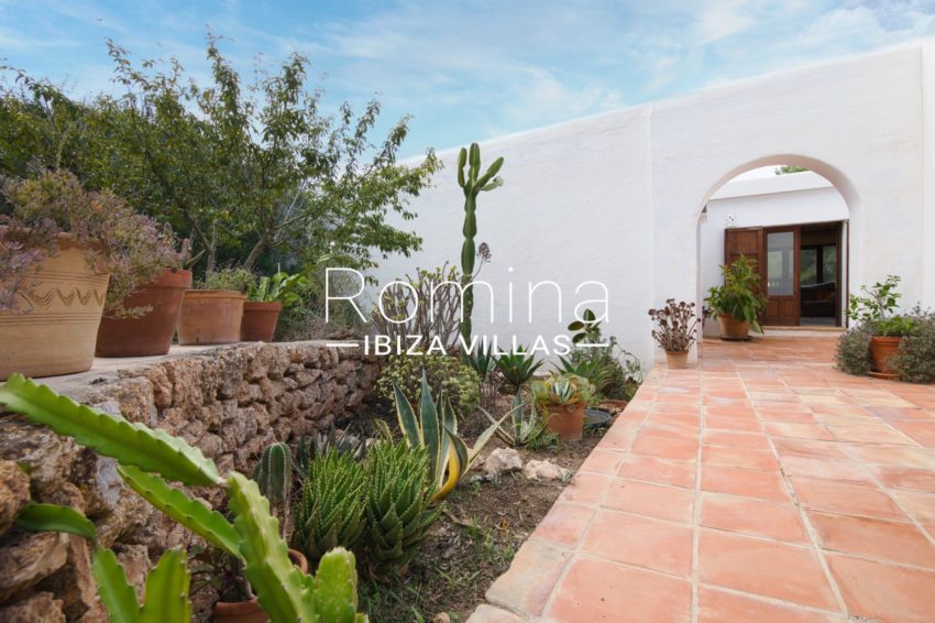 2.4 RV5155-81 Can Lagartija Romina Ibiza Villas