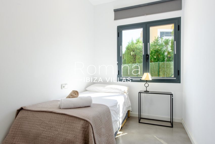 4.2 RV5165-71 Apartamento Es Torrent Romina Ibiza Villas