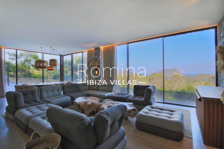 2. RV5169-01 Villa Bosc - rominas ibiza villas - living room chaise longue