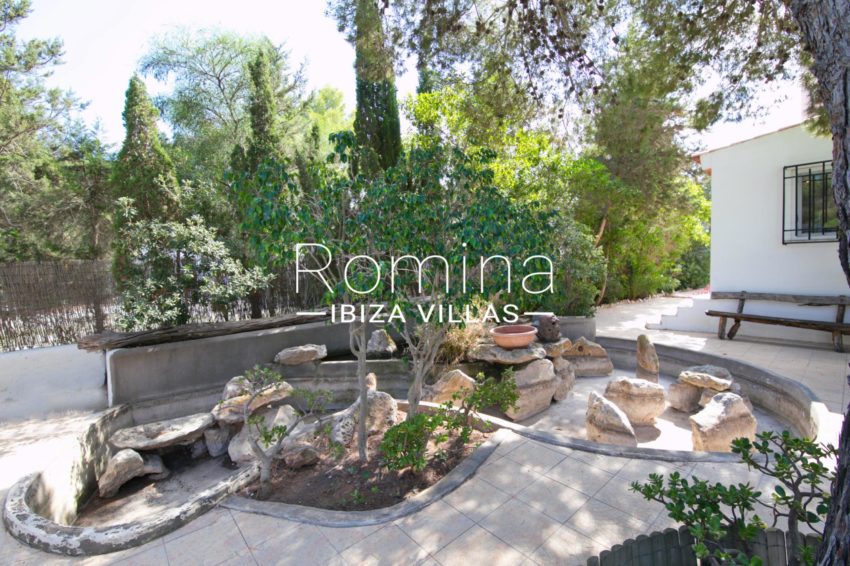 40. RV5171-01 Villa Agustí - rominas ibiza villas - garden