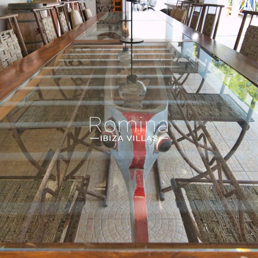 42. RV5171-01 Villa Agustí - rominas ibiza villas - table dinner room