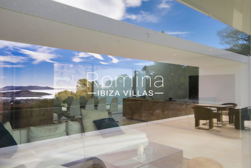 12-RV5175-06 VILLA HOLLYWOOD - romina ibiza villas - living room view terrasse