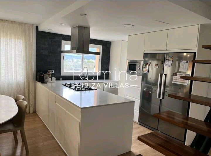 3.1.RV5184-69 PENTHOUSE PUIG - romina ibiza villas - kitchen