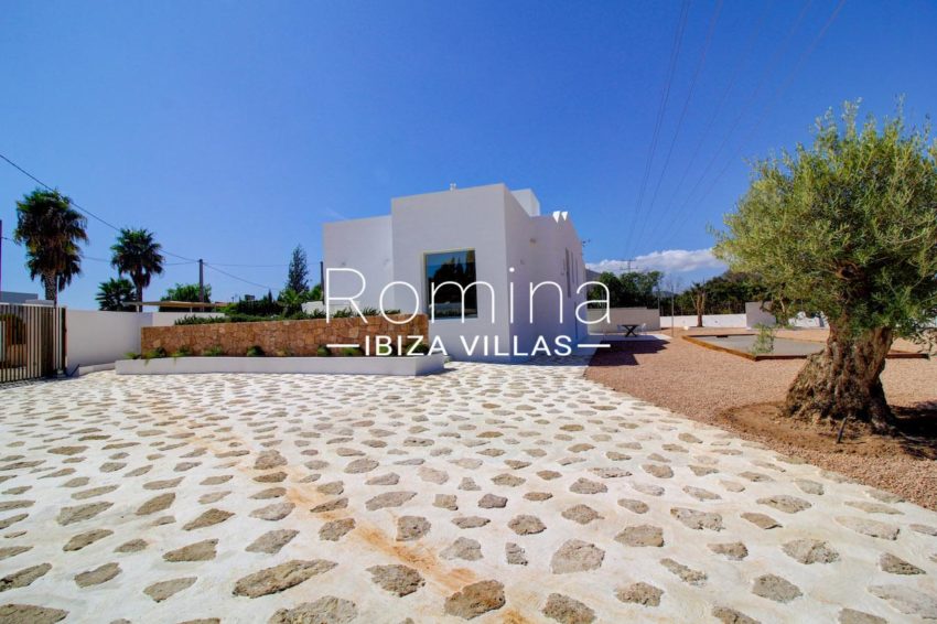 32-RV5180-45 Villa Menina - romina ibiza villas - exterior