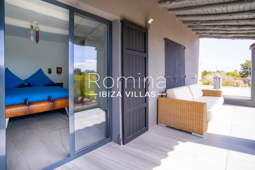 4.1-RV5181-45 casa frida - romina ibiza villas - view bedroom terrasse