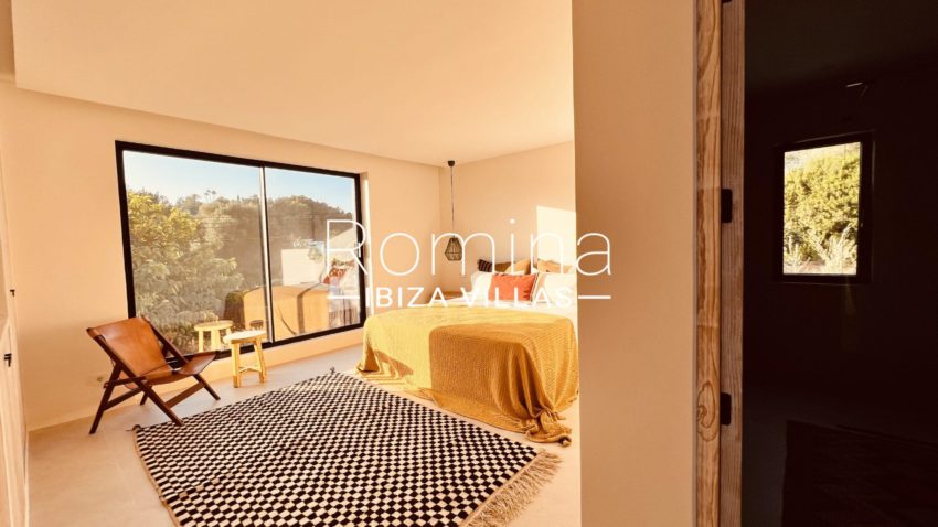 5-RV5182-45 CAN ROMEO - romina ibiza villas - bedroom