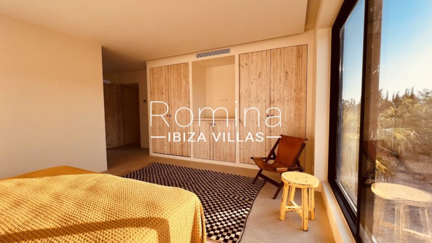 5.1-RV5182-45 CAN ROMEO - romina ibiza villas - bedroom
