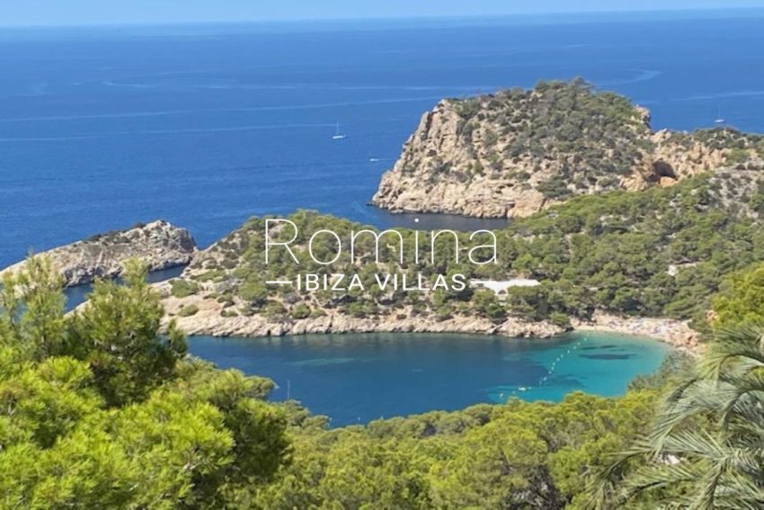 1.2.1 RV5192-105 VILLA ELIXIR-Romina-Ibiza-Villas & Co-cala-salada-views-sale-villa