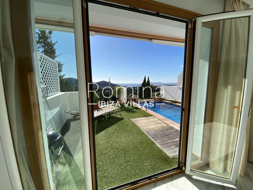 2.1 RV5198-29 ROMINA IBIZA VILLAS & CO