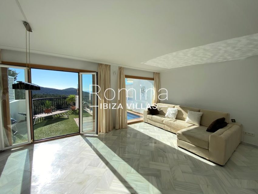 3.3 RV5198-29 ROMINA IBIZA VILLAS & CO