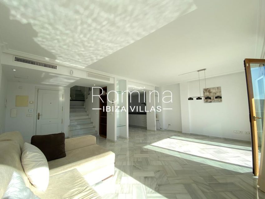 3.7 RV5198-29 ROMINA IBIZA VILLAS & CO