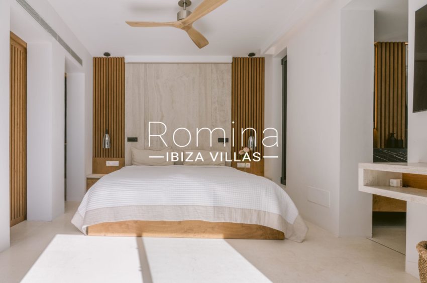 4.5 RV5229-106 VILLA TALAIA ROMINA IBIZA VILLAS & CO