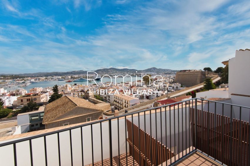 0.3 ROMINA IBIZA VILLAS & CO RV5231-01 ATICO BULGARI