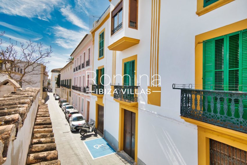 6.2 ROMINA IBIZA VILLAS & CO RV5231-01 ATICO BULGARI