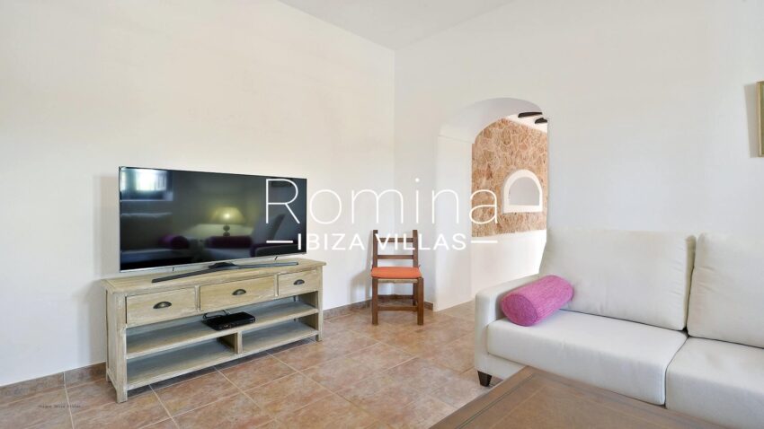 Villa-Can-Aloe-Ibiza-19-min