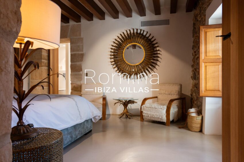 5-14 PALACIO MANESKIN ROMINA IBIZA VILLAS & CO