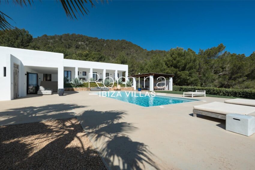 FincaEsCollet_Romina Ibiza Villas & Co_18-4-25-01