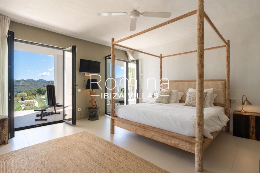 FincaEsCollet_Romina Ibiza Villas & Co_18-4-25-55