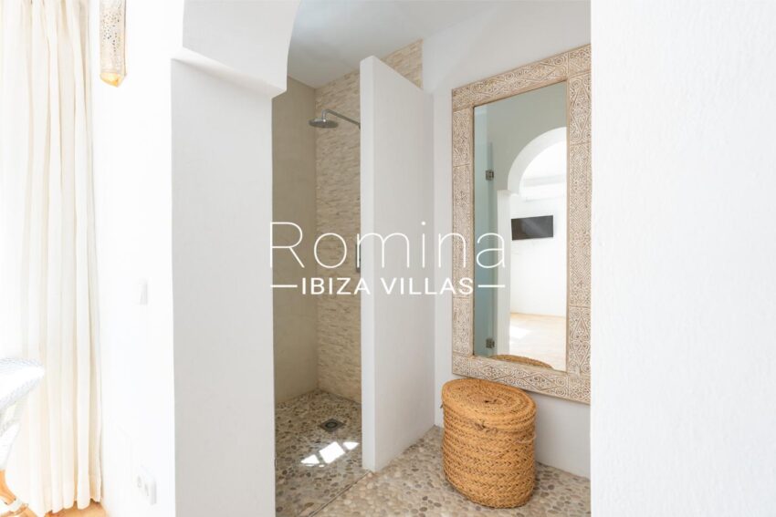 FincaEsCollet_Romina Ibiza Villas & Co_18-4-25-75