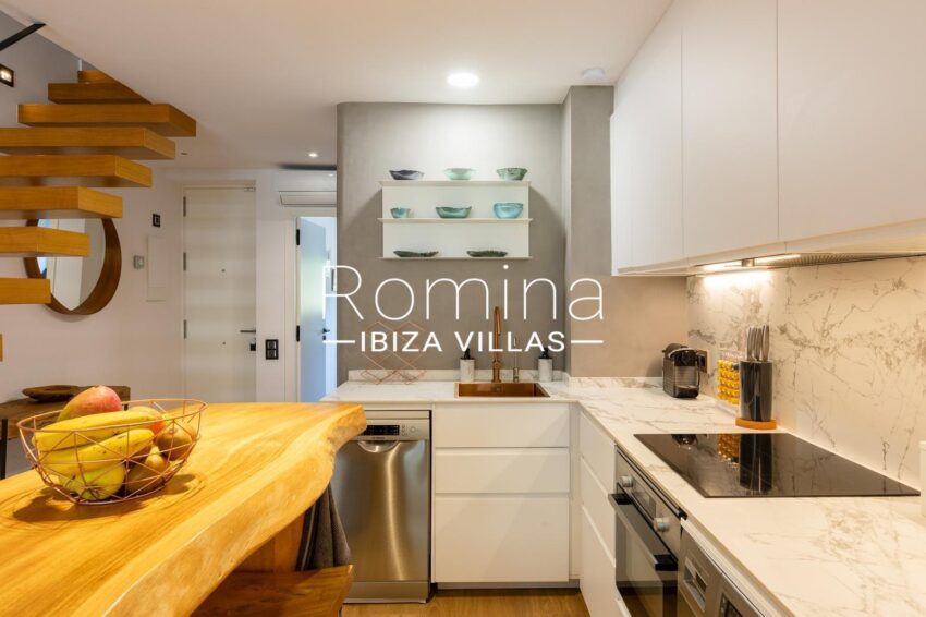 PHOTO-2025-10-25-17-09-49 2