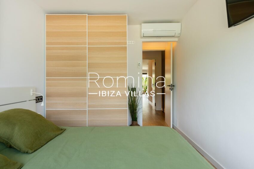 PHOTO-2025-10-25-17-09-55 2