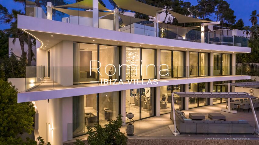 URBEBERRECHT/COPYRIGHT (WWW.MEDIAPRODUCTION360.DE): JEDE NICHT ERLAUBTE NUTZUNG WIRD STRAFRECHTLICH VERFOLGT!! -- ANY UNAUTHORIZED USE WILL PROSECUTED!! IBIZA, VILLA, VILLEN, DROHNEN-LUFTBILDER, LUFTAUFNAHMEN, BILDER, FOTOS, DRONEPICTURES, DRONE-PICTURES