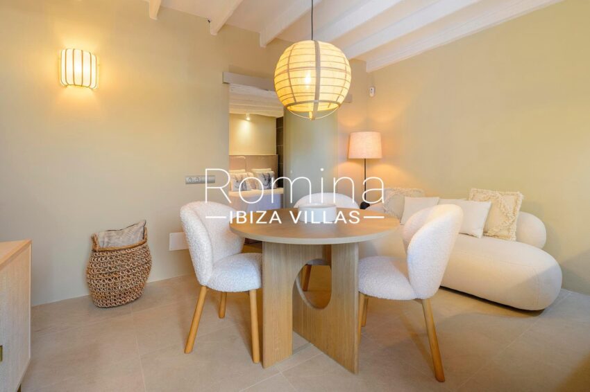 2 salon 1 Romina ibiza villas & Co