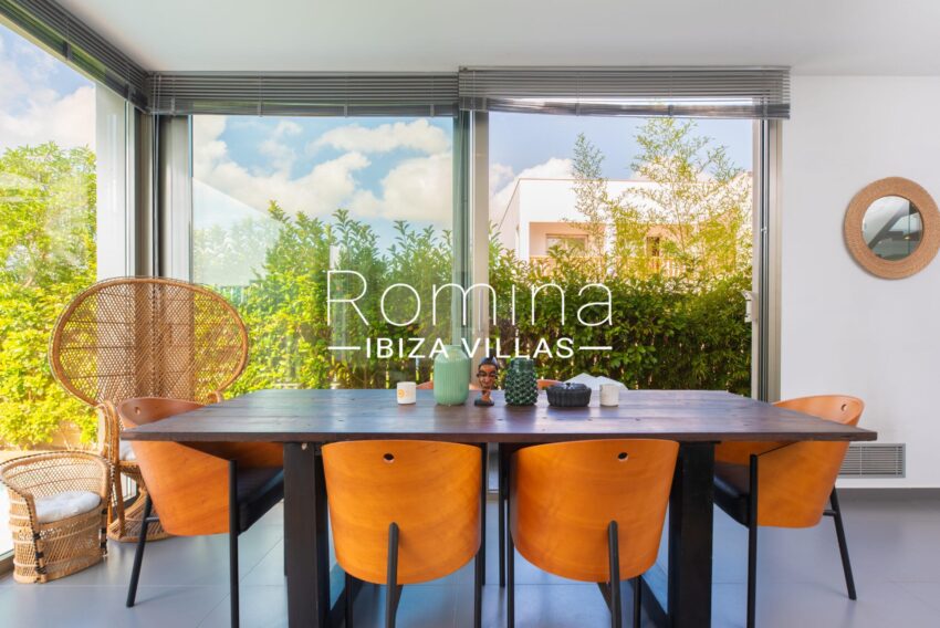 2.2 DININGROOM ROMINA IBIZA VILLAS & CO