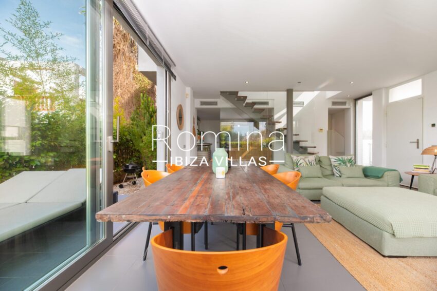 2.3 DININROOM ROMINA IBIZA VILLAS & CO