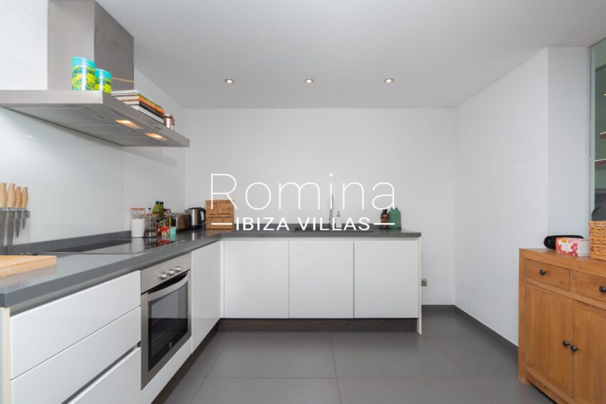 3 KITCHEN ROMINA IBIZA VILLAS & CO