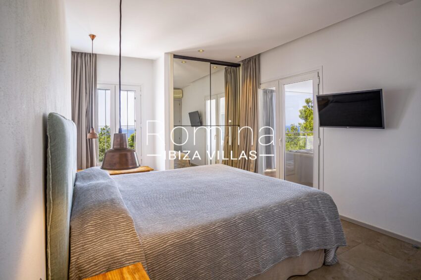 CASA ELEPHANT ALTA-24