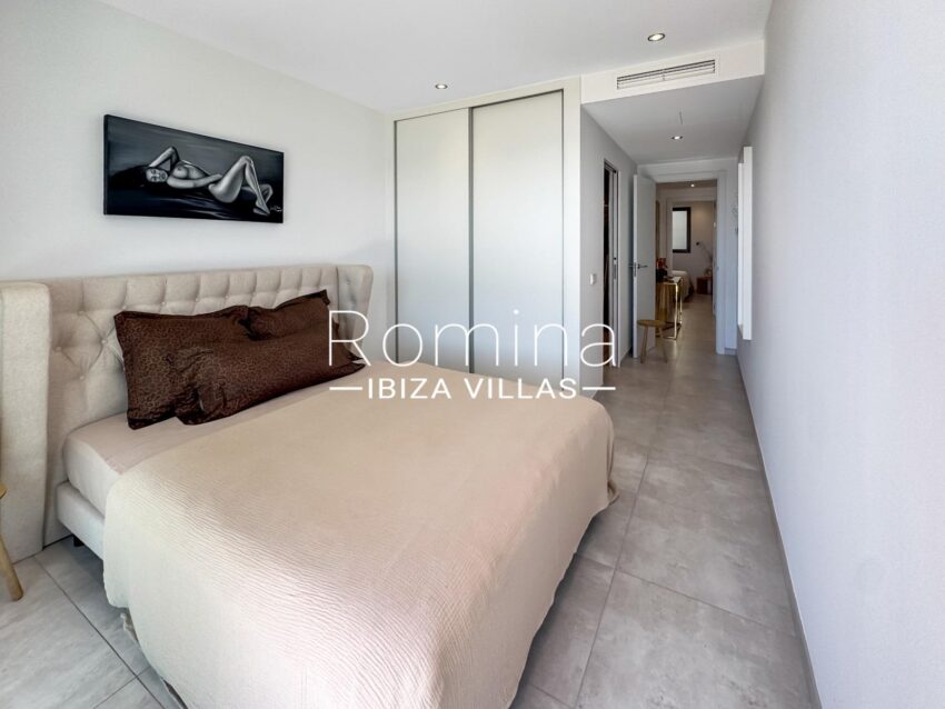 20260209122247000000_13