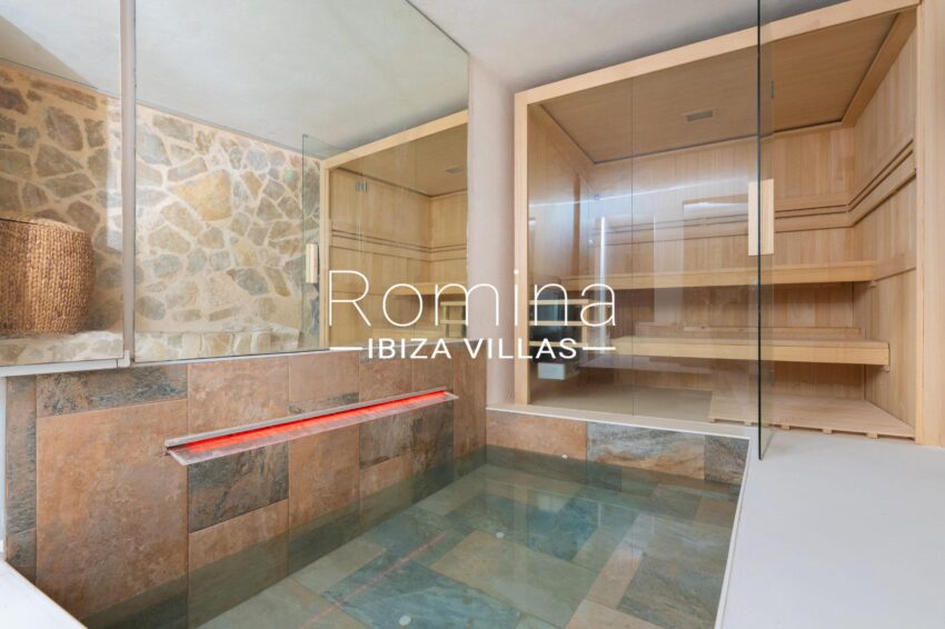 4.11 SAUNA ROMINA IBIZA VILLAS & CO RV5383-01 GREEN HILLS
