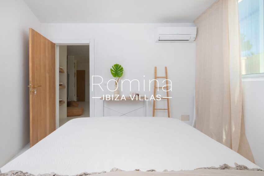 4.6 BEDROOM ROMINA IBIZA VILLAS & CO RV5383-01 GREEN HILLS