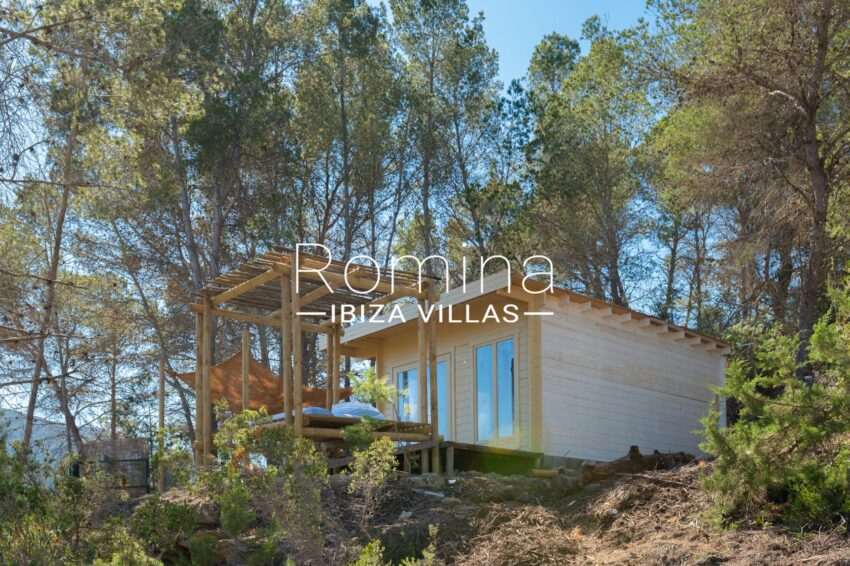 7.3 GYM ROMINA IBIZA VILLAS & CO RV5383-01 GREEN HILLS