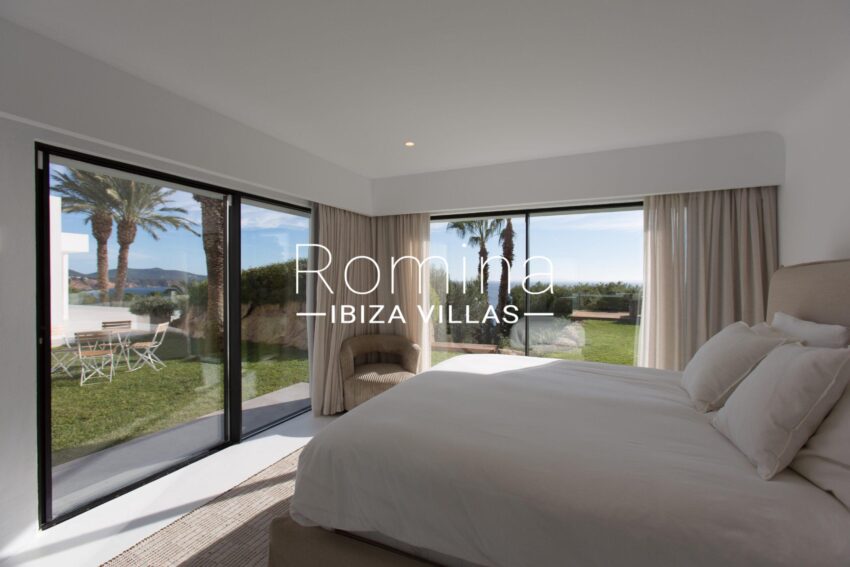 21-villa-lilly-bloom