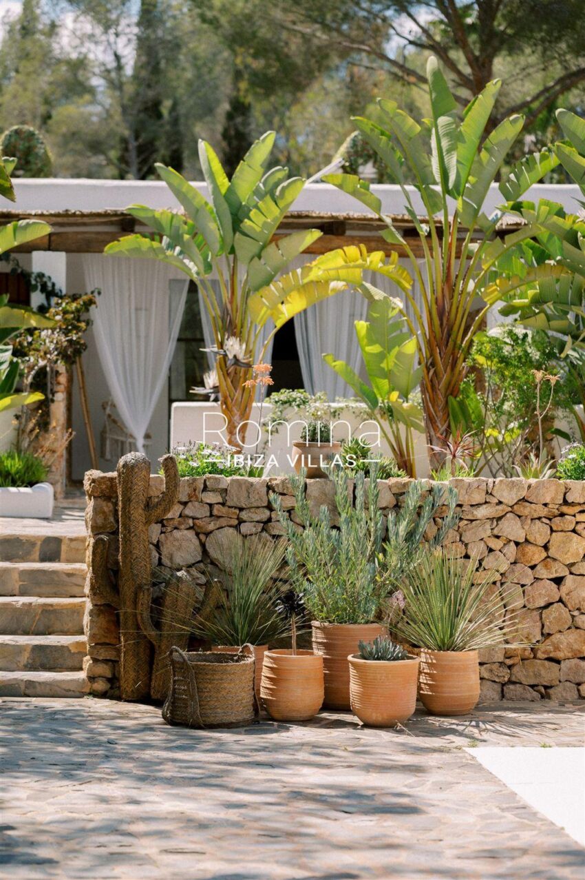 Authentic finca with annexes and rental license in peaceful location (15)