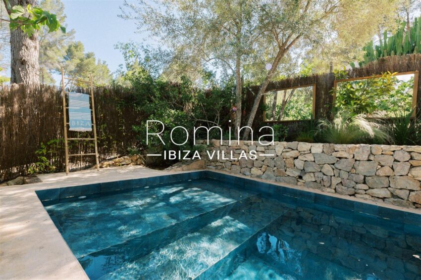 Authentic finca with annexes and rental license in peaceful location (5)