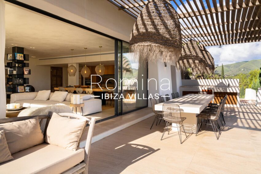 Exceptional Modern Finca with Sea Views and Complete Privacy (12)