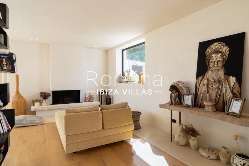 Exceptional Modern Finca with Sea Views and Complete Privacy (22)