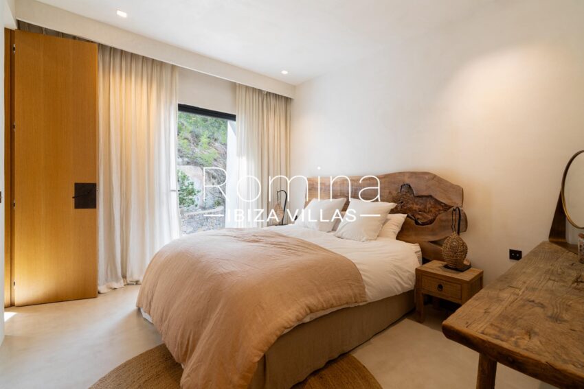 Exceptional Modern Finca with Sea Views and Complete Privacy (26)