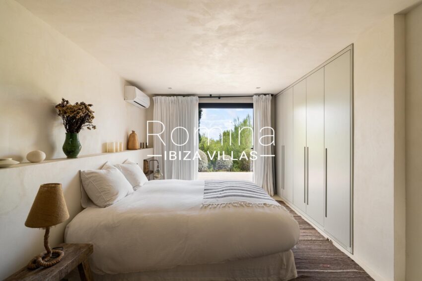 Exceptional Modern Finca with Sea Views and Complete Privacy (27)