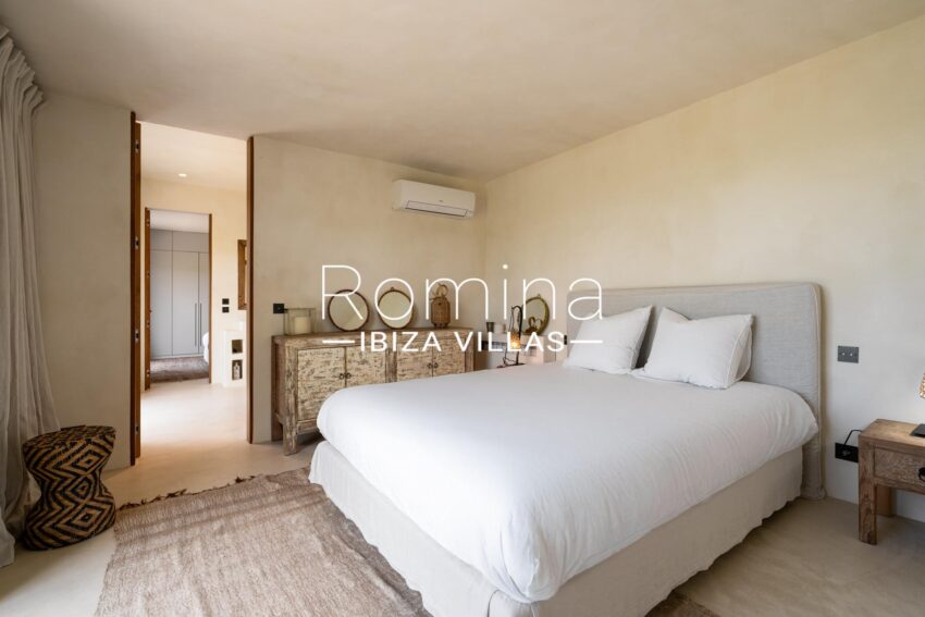 Exceptional Modern Finca with Sea Views and Complete Privacy (28)